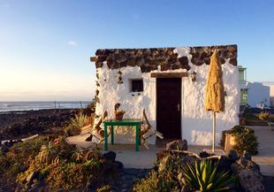Lanzarote - am Abend in das kleine Dorf El Golfo
